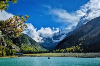 🏔️🇳🇵 Manang – Nepal’s Himalayan Kingdom Above the Clouds 🇳🇵🏔️