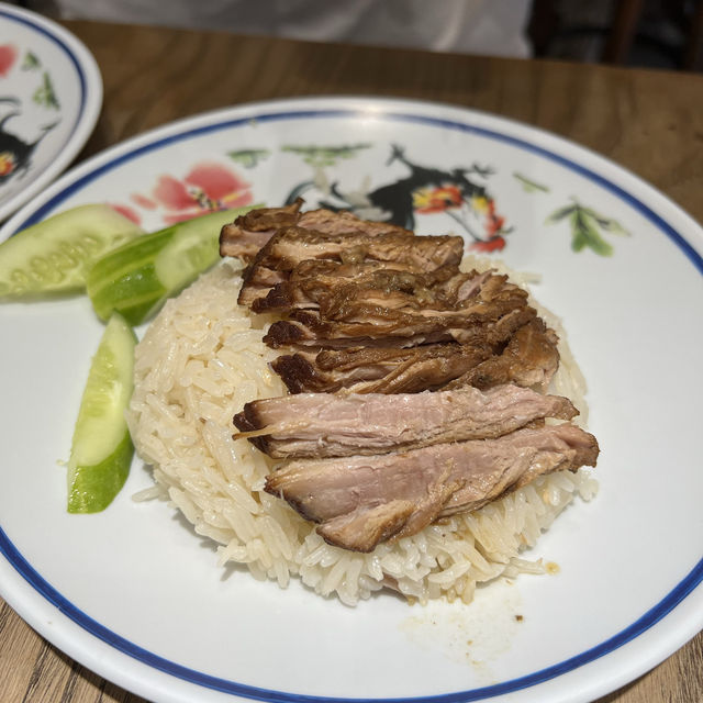 勁抵食嘅米芝蓮推介：紅大哥水門雞飯
