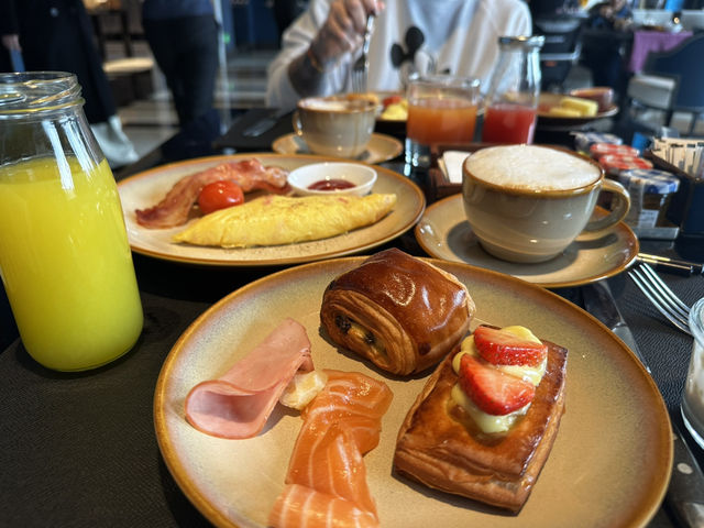 Breakfast at Bellagio - Shanghai 