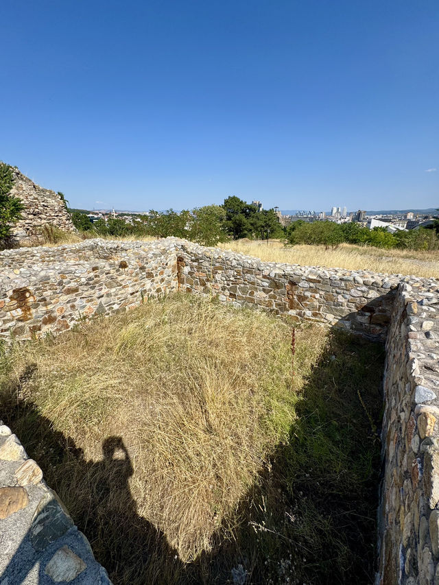 SKOPJE FORTRESS: GUARDIAN OF THE CITY THROUGH CENTURIES