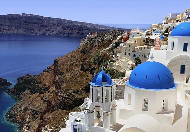 Santorini: Aegean Dreams