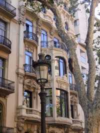 Barcelona: A Tapestry of Modernist Marvels🇪🇸