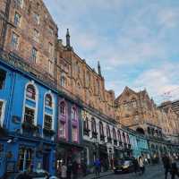 Enchanting Edinburgh: Castles, Closes, and Culture