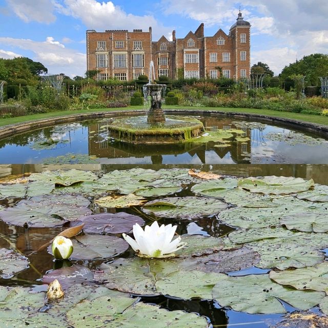 Lara Croft's Manor