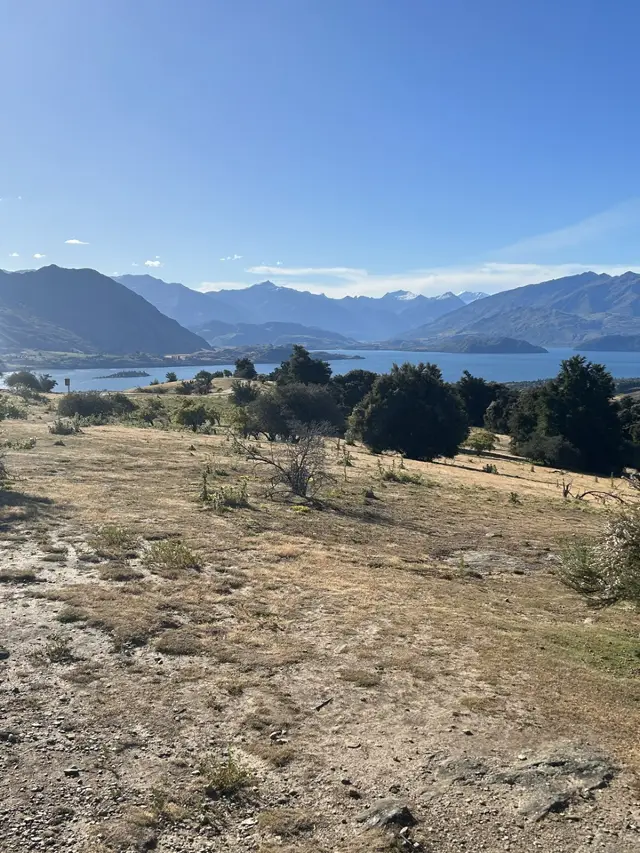 ⛰️ Wanaka Wonder: Mount Iron Lookout Hike