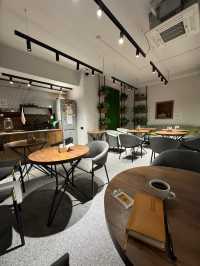정말 예쁜 호스텔 'Aiva Hostel'
