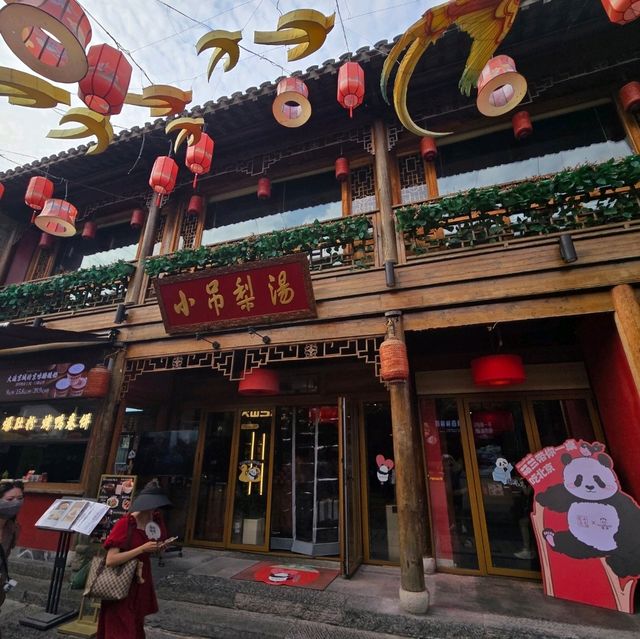 No need to go to Beijing for Beijing Duck, come to Nanjing