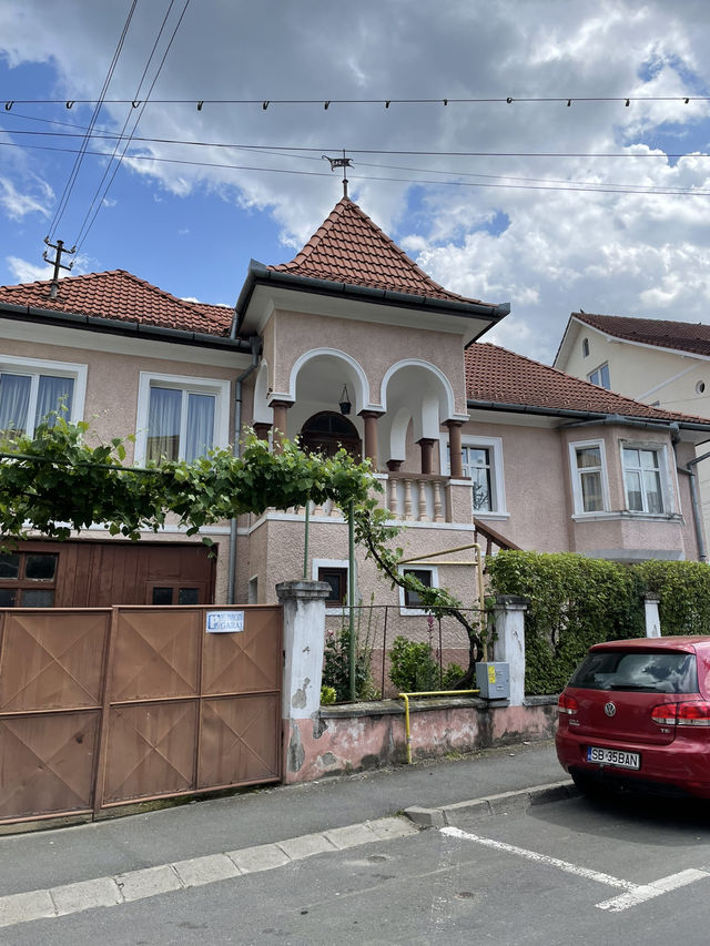 🇷🇴The  Watchful Eyes of Sibiu: A Transylvanian Escape