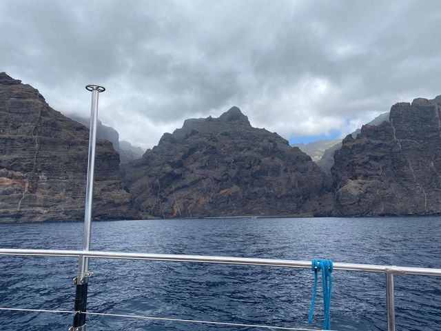From volcano peaks to black sand beaches — Tenerife, you thrill me 🌋