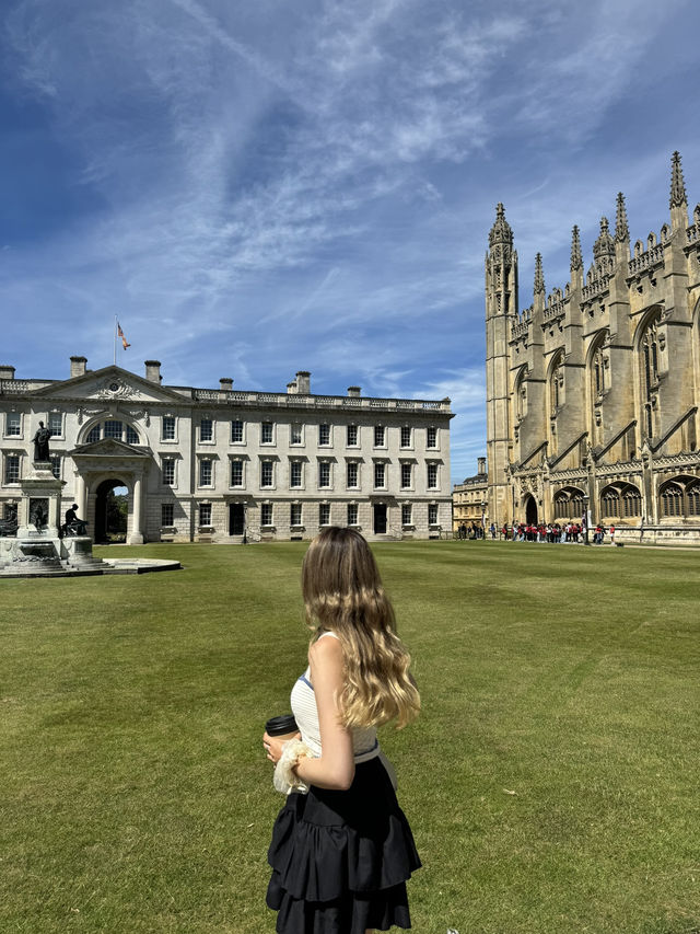 🇬🇧 Cambridge Curiosities: Scholarly Strolls Through History and Knowledge 🎓 🇬🇧 Cambridge Curiosities: Scholarly Strolls Through History and Knowledge 🎓