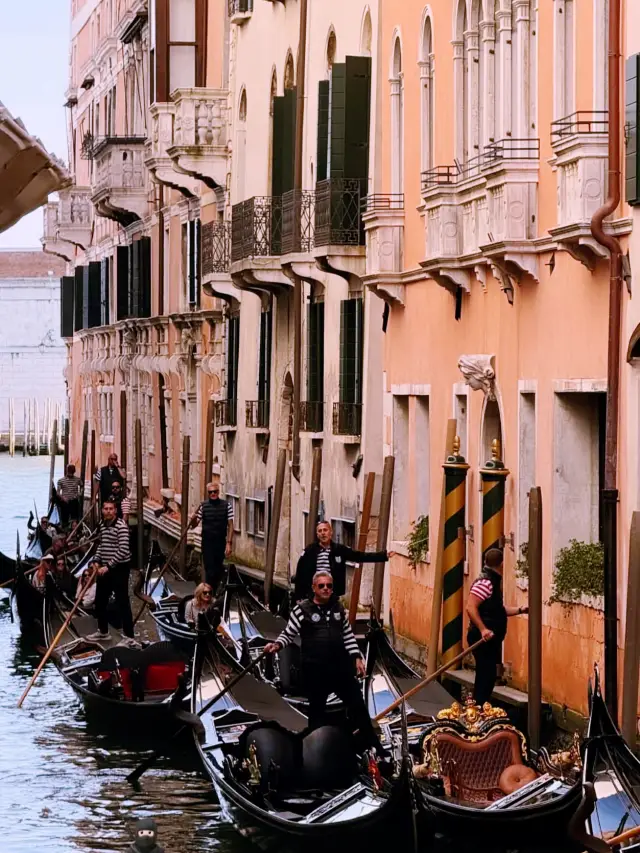 Winter in Venice: Magic Between the Canals