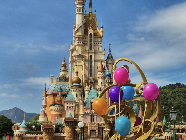 ✨ Stepping Into the Magic of Hong Kong Disneyland 🎠💫