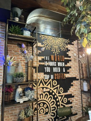 Foodie Fun Tripcom🍽️