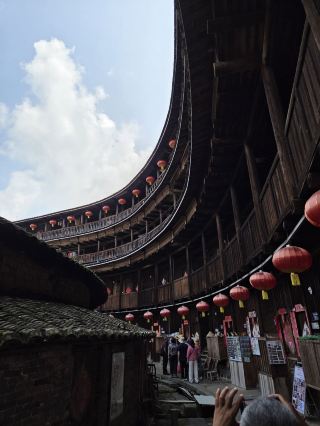 Explore Nanjing's Yunshuiyao Ancient Town and the Fujian "King of Tulou" on a One-Day Trip with Trip.com.