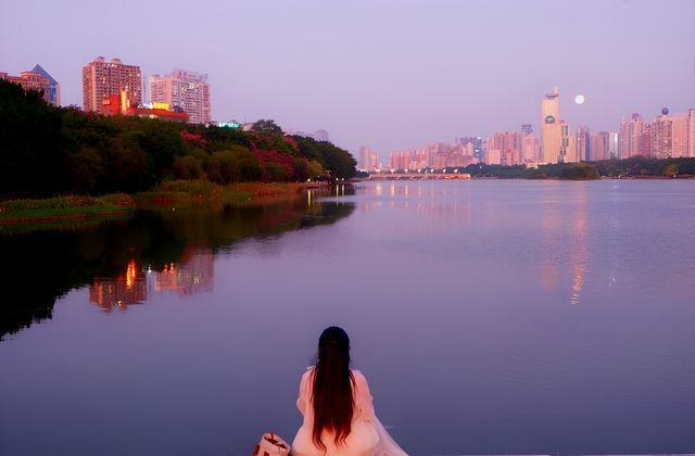 綠城初冬如夏，溫潤如玉的南湖