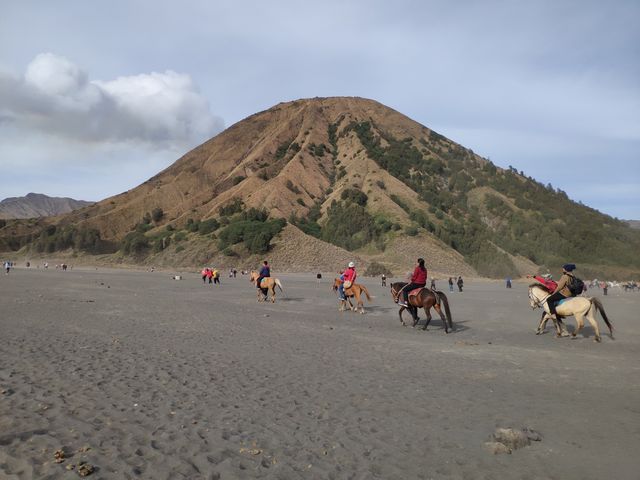 第一次近距離的接觸活火山