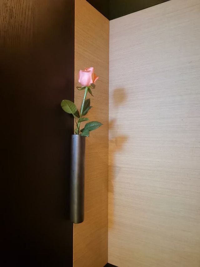 在桂林陽朔的一家酒店，竟然被酒店管家硬拉著出去玩