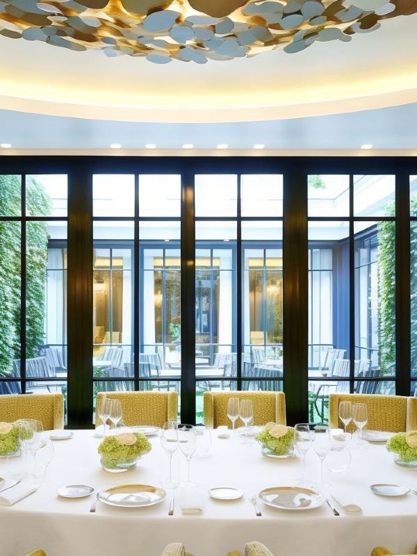 🌟 Parisian Elegance: Le Burgundy Hotel Highlights 🌟