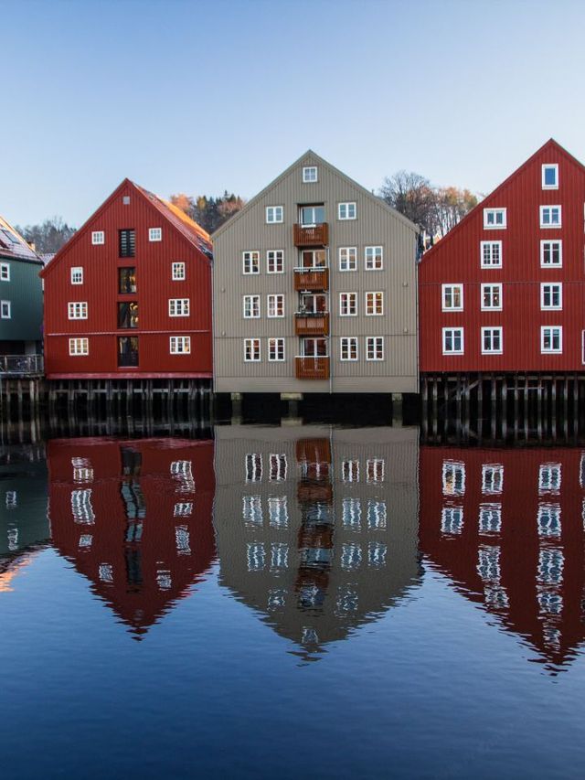 🏨✨ Trondheim's Top Stay: Britannia Hotel Highlights 🌟