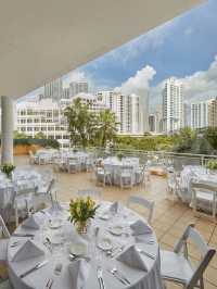 🌴✨ Miami Marvels: Top Stays at Mandarin Oriental! ✨🌴