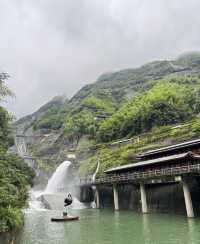 安吉之旅的最後一個景點，真的讓人又愛又怕。。