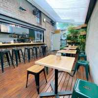 Specialty coffee and asian fusion
