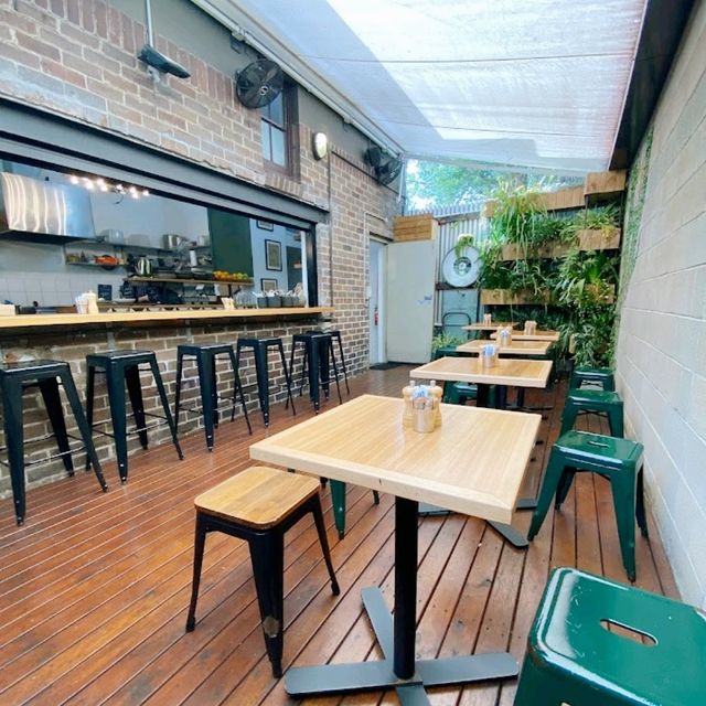 Specialty coffee and asian fusion