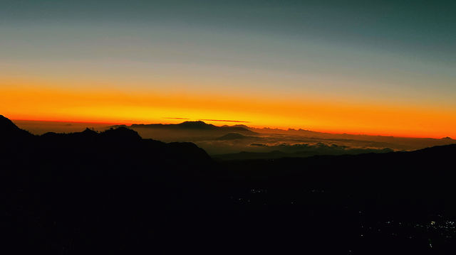 火山奇觀，印度尼西亞布羅莫火山｜探索東爪哇的自然奇蹟。
