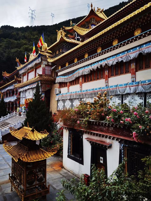 川西南無寺。