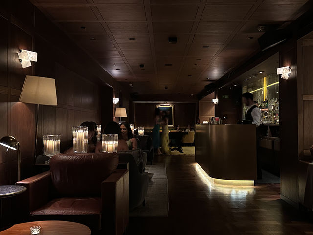 又一家長在我心巴上的艾迪遜酒店。