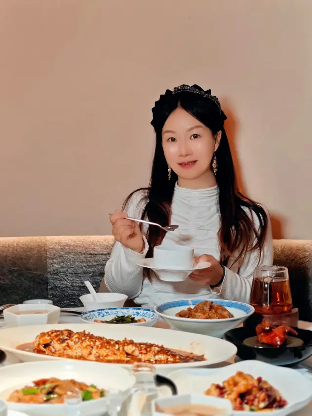 Khám phá Thành Đô, thử ẩm thực Tứ Xuyên và thưởng thức súp tại Chaimentou.