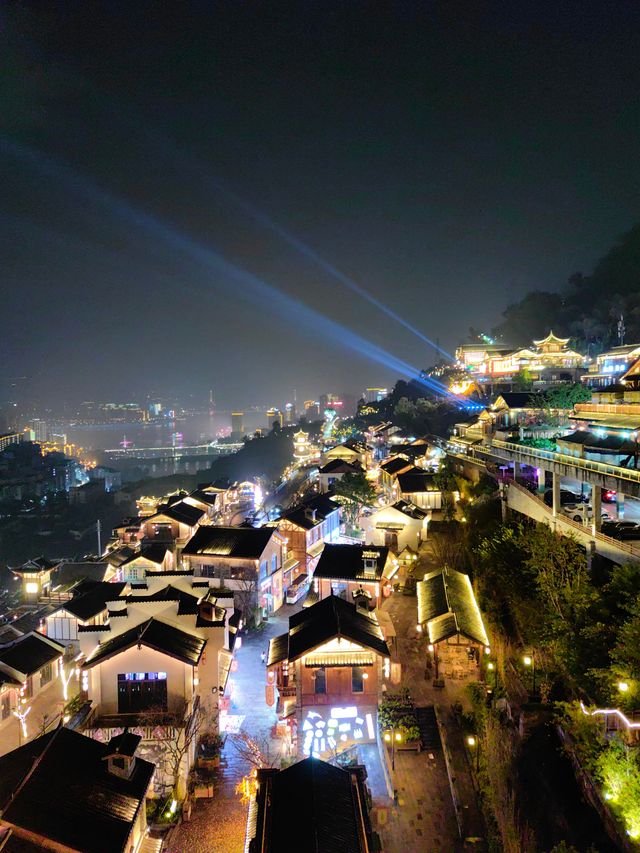 重慶周邊遊：萬州天生城