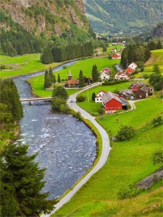 Norwegian seniors explore the forest wonderland