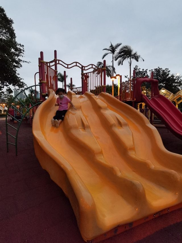 香港親子日常：鰂魚涌公園