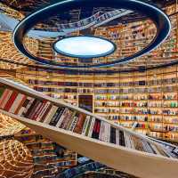 深圳📍時空隧道書店📖 震撼到我啦❗❗️