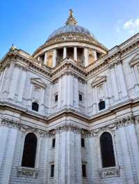 A Visit to St. Paul's Cathedral in London ⛪✨