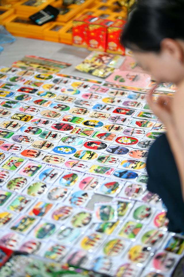 琅勃拉邦夜市旅遊攻略 | 特色伴手禮與小吃指南