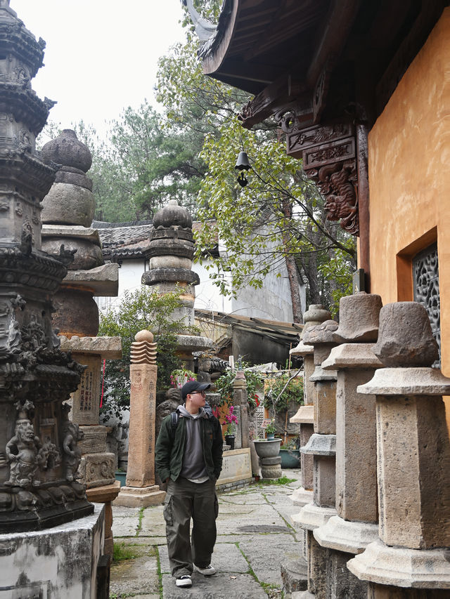 一身反骨的冷門寺廟自帶慵懶鬆弛感