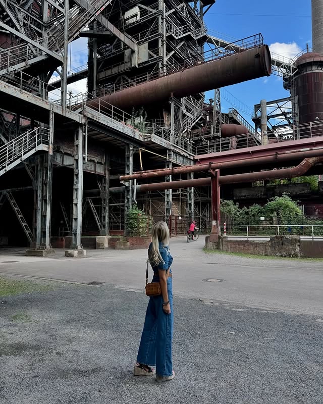 Duisburg Steel Landscape Park | ซากปรักหักพังทางอุตสาหกรรมที่ถูกแปลงร่างเป็นสวนสาธารณะสุดทันสมัย!
