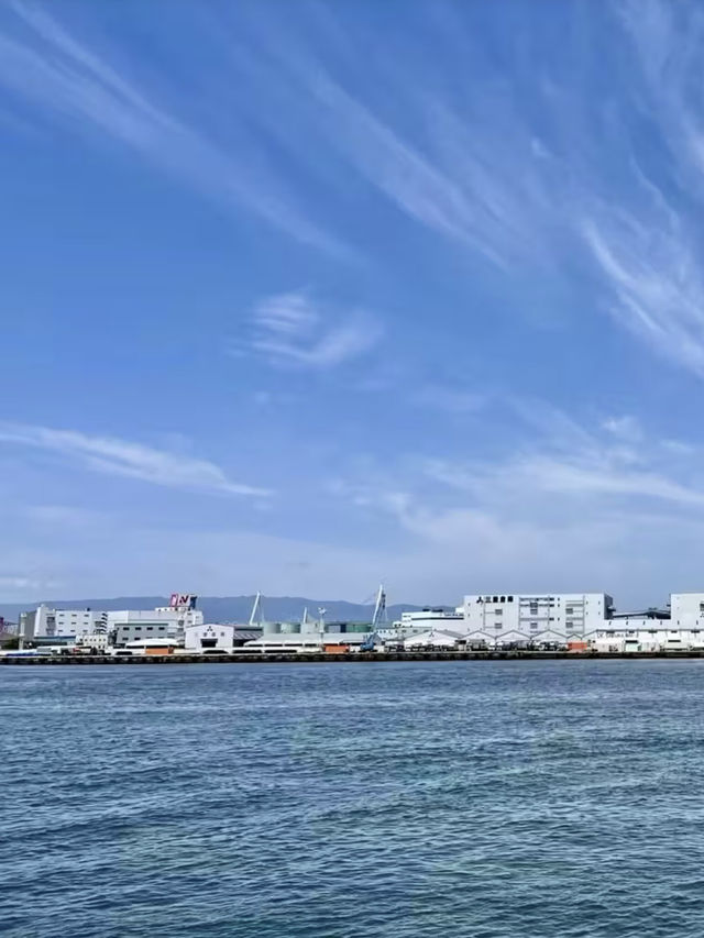 海風與人間：大阪港的靜謐時光