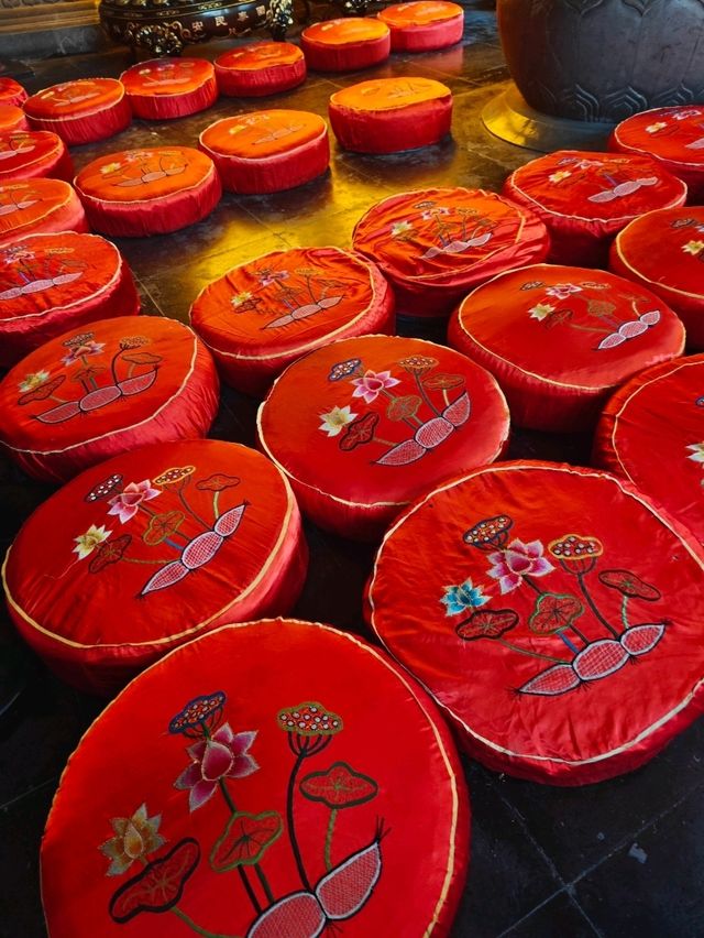 Discover Serenity at Jinshan Temple