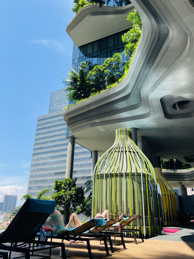 新加坡酒店｜打卡多巴胺滿分無邊泳池