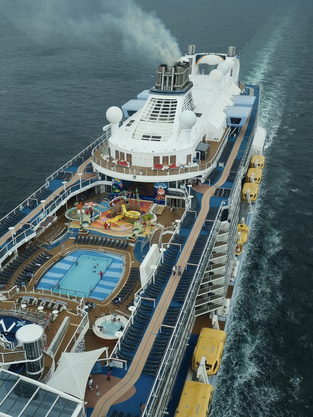 The Ultimate Lazy Cruise Guide: 3 Countries, 1 Ship, Zero Stress!