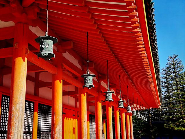 平安神宮｜朱甍碧瓦間的盛唐遺韻與侘寂美學