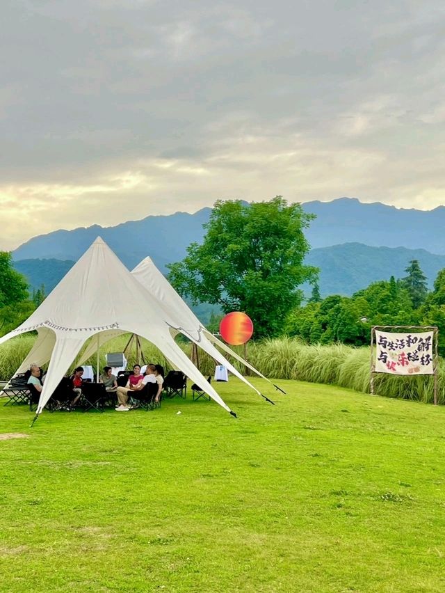 Unbeatable Private Hot Spring Hotel at the Foot of Qingcheng Mountain! 🏨—Chunshanwai 