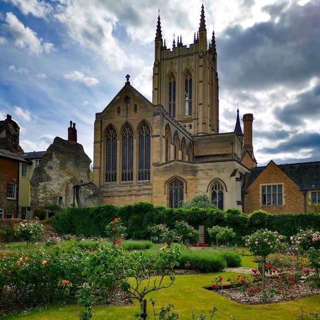 Grace and History: A Visit to Bury St Edmunds Cathedral