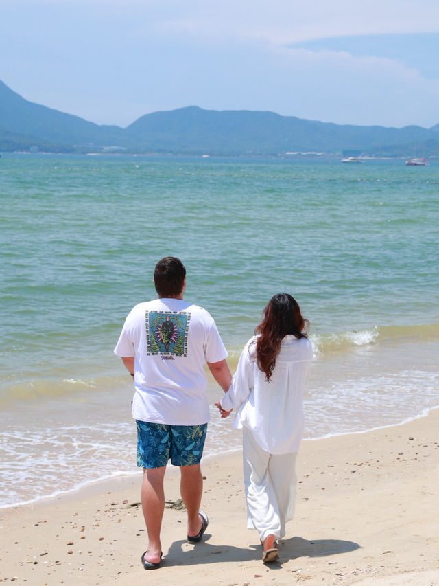 Discover the Serenity of Jiaochang Wei Beach in Shenzhen 🏝️ 