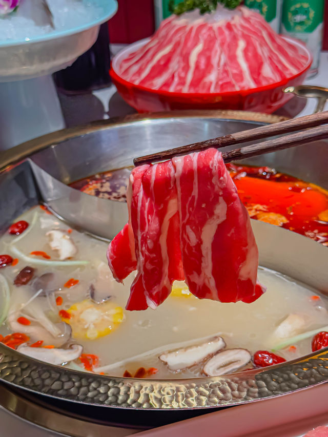 杭州呢間重慶火鍋嘅耗兒魚，令我一個禮拜食足三次！
