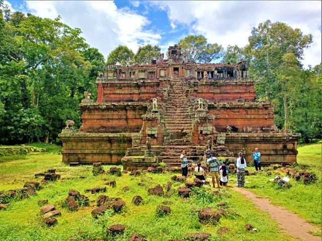 Time-Struck Sanctuaries: Unraveling Preah Pithu’s Ancient Secrets