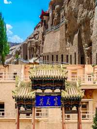 千年莫高窟：壁畫流淌絲路光陰，佛龕凝固文明璀璨，一眼閱盡千年